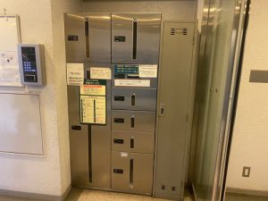 宅配ボックス